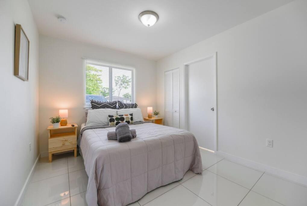 Suitetrails - Fantastic Brand New Duplex 3 Bedrooms/2 bathrooms