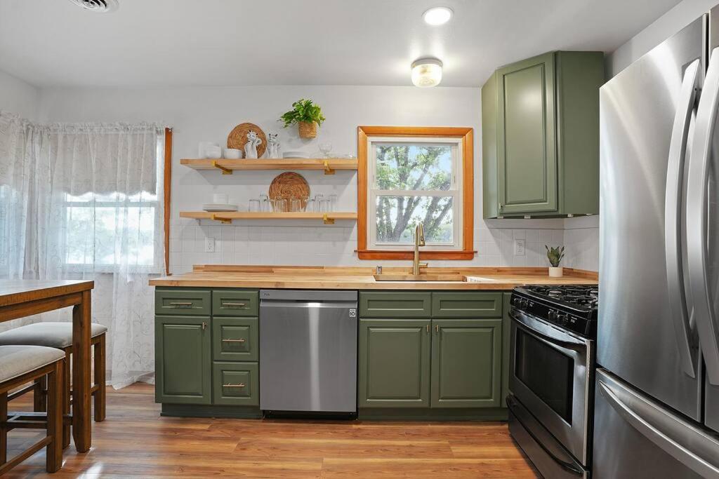 The Beverly on Buena Lake - Housity