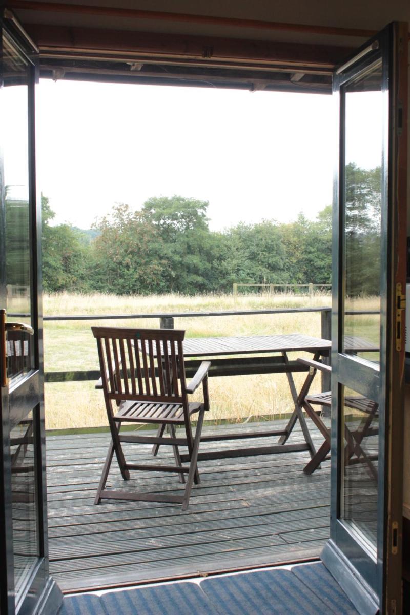Couples Camping Cabin - Housity