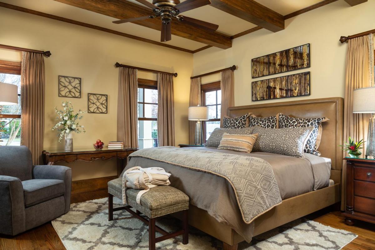 Inn on Lake Granbury a Boutique Hotel - Housity