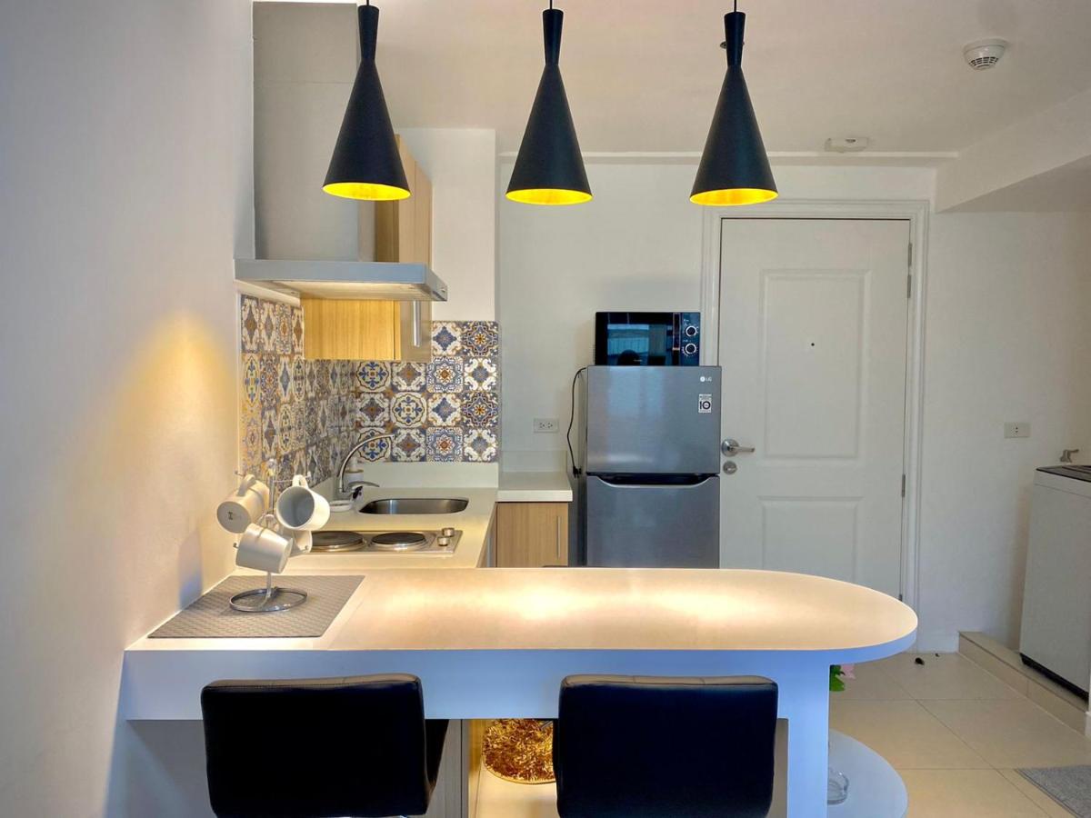 Sanctuary Center 1 BR Staycation in Commonwealth - Housity