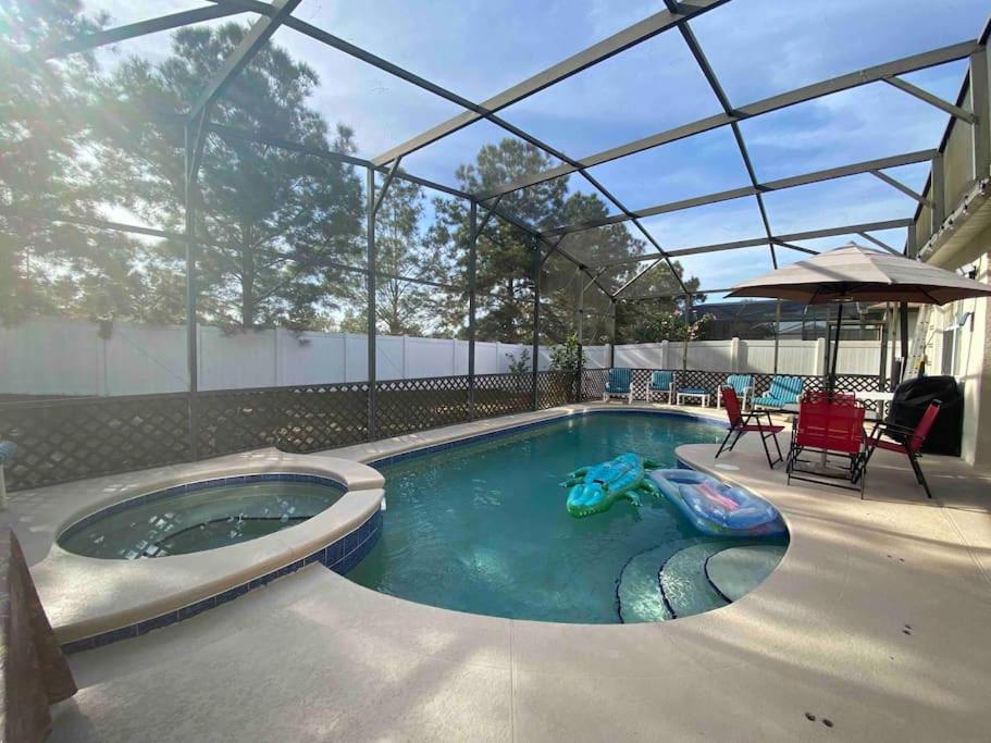 Beautiful Suite near Disney World - Champions Gate - Housity