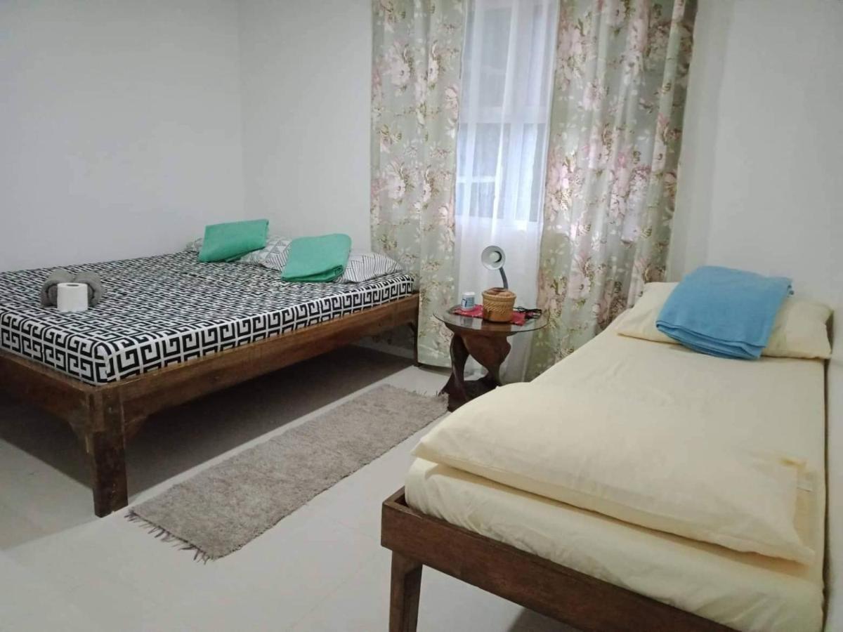 Chateau de Nazarene 2 Bedroom Mountainside Staycation with Amazing Views - Housity