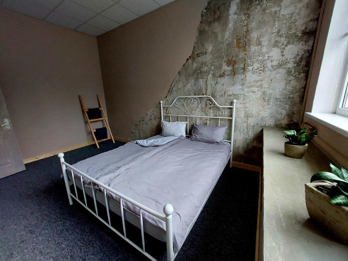 Hostelis R27 - Housity