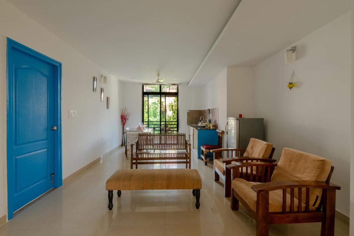 Cozy blue nook-Classy 2BHK in the heart of Mysuru - Housity