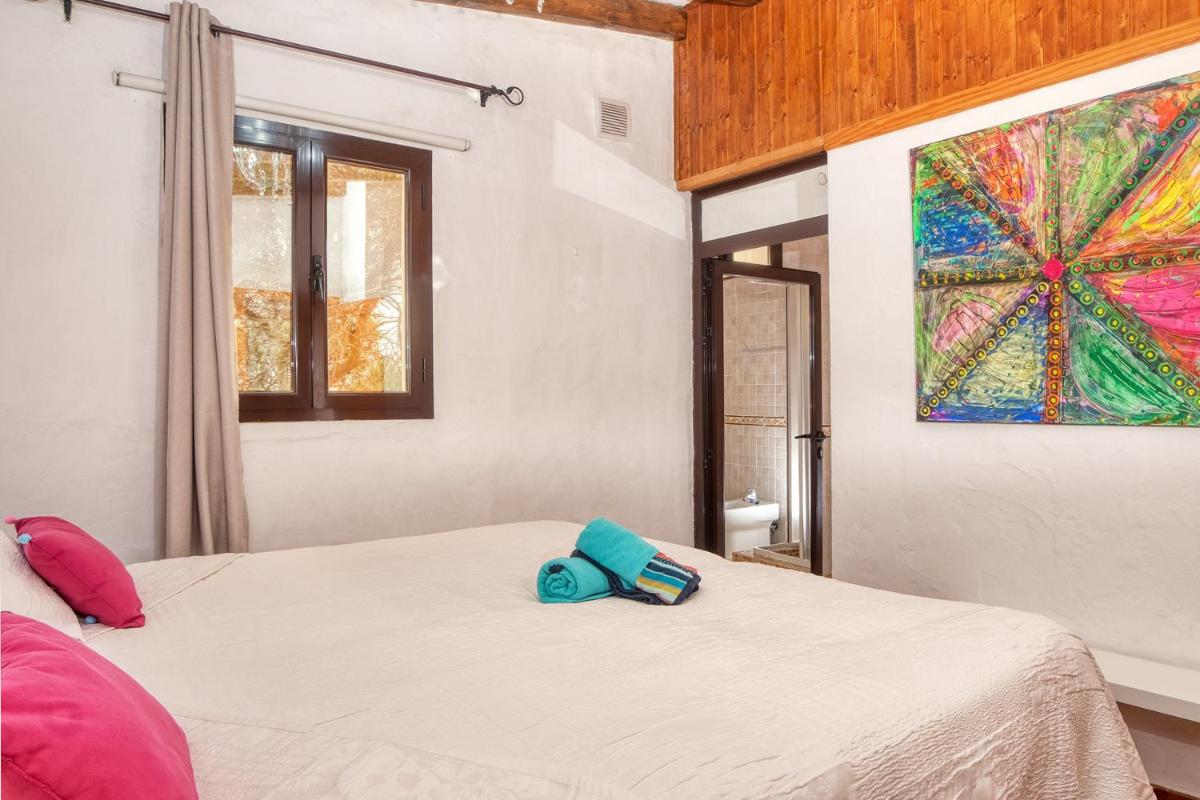 Vistas 360-ROOMS AND VILLA - Housity