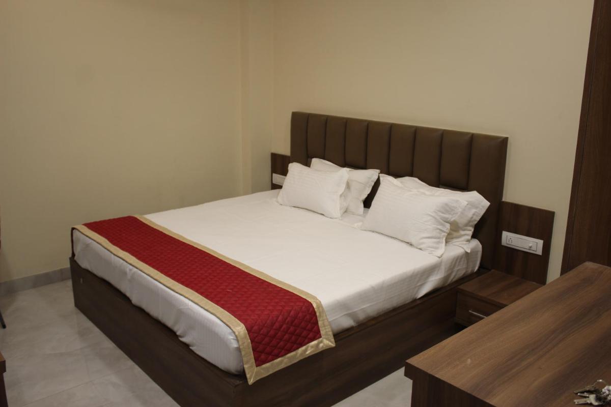Hotel The Grin Ocean - Housity