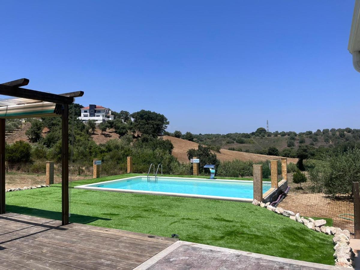 A piscina em ou perto de Aires da Serra Hotel