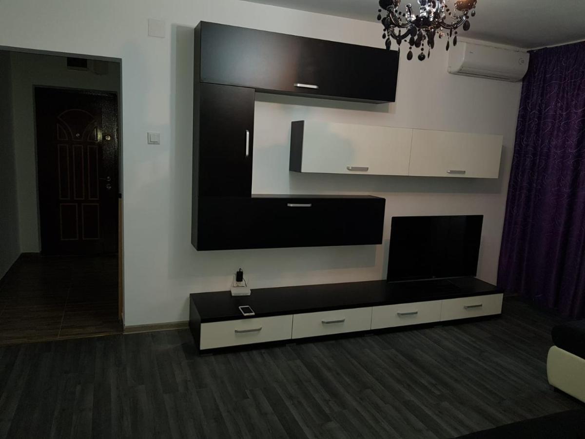Divino Prestige Home Centre - Housity