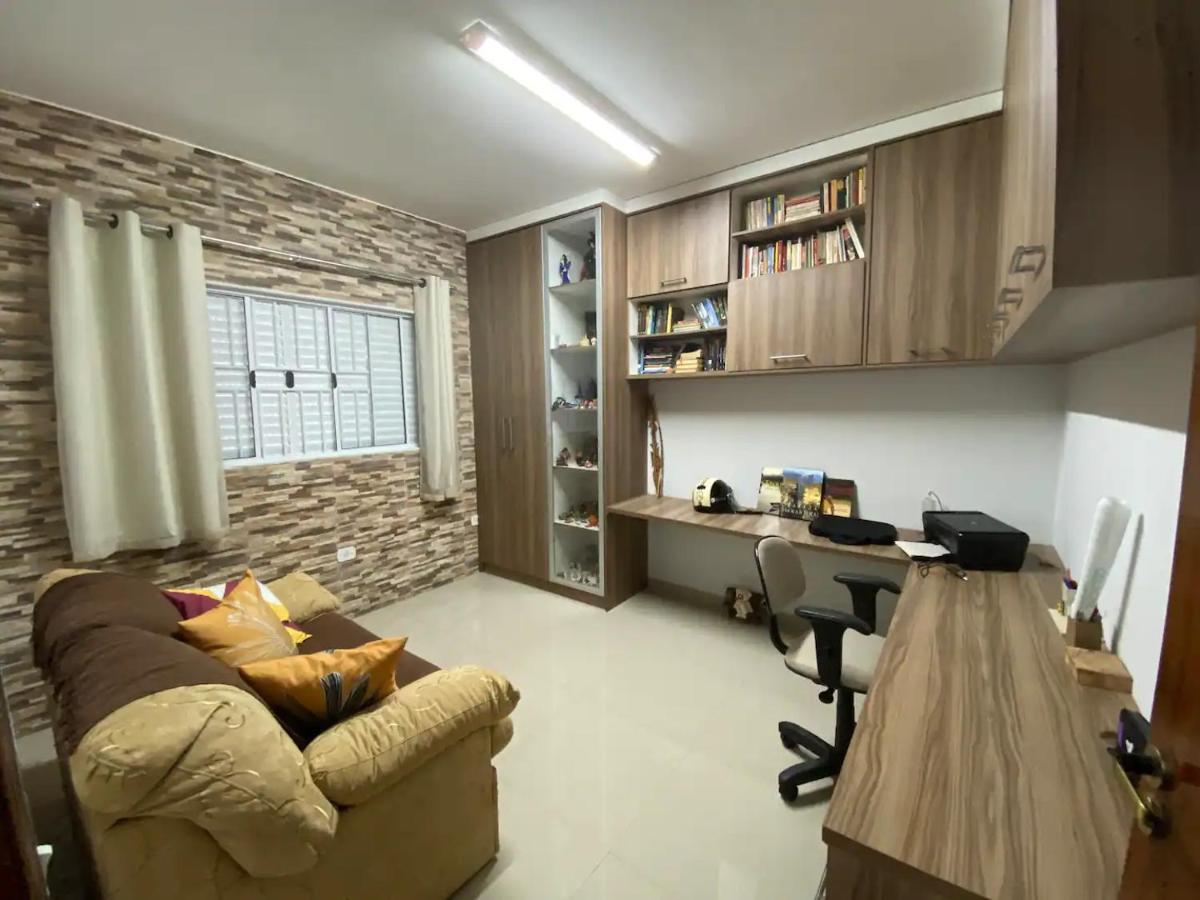 Casa, com linda área de lazer e piscina aquecida - Housity