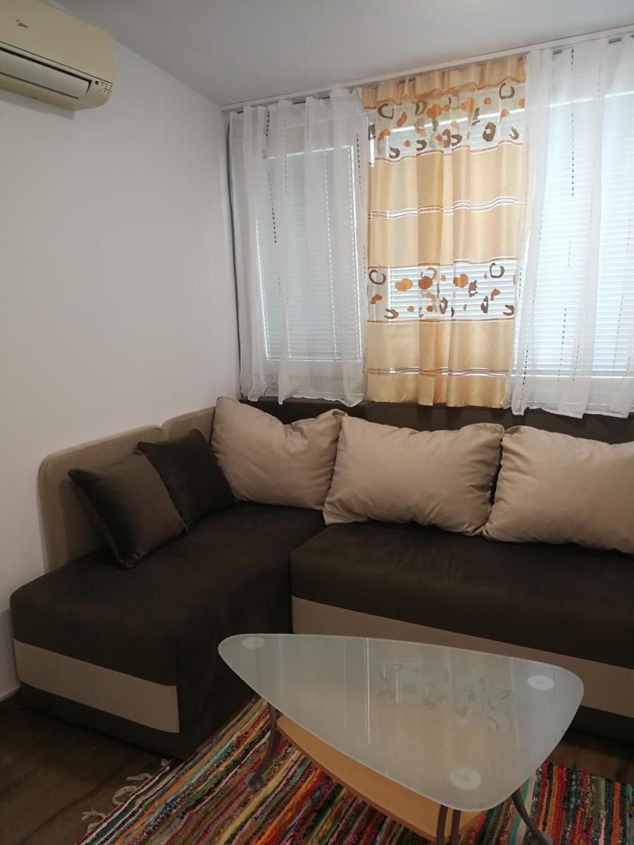 Studio Rayskata yabalka - Housity