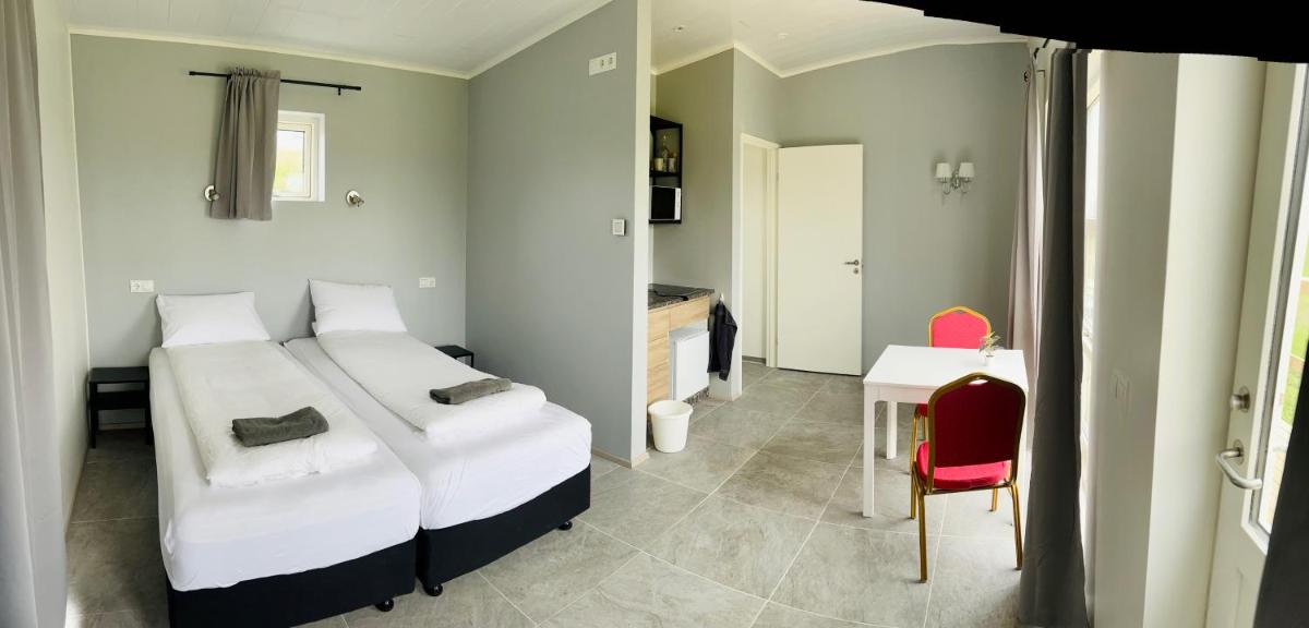 Stóra-Ásgeirsá Horse Farm Stay - Housity
