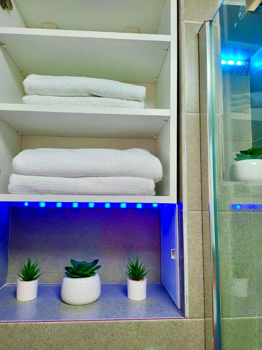 Studio DeLux - Housity