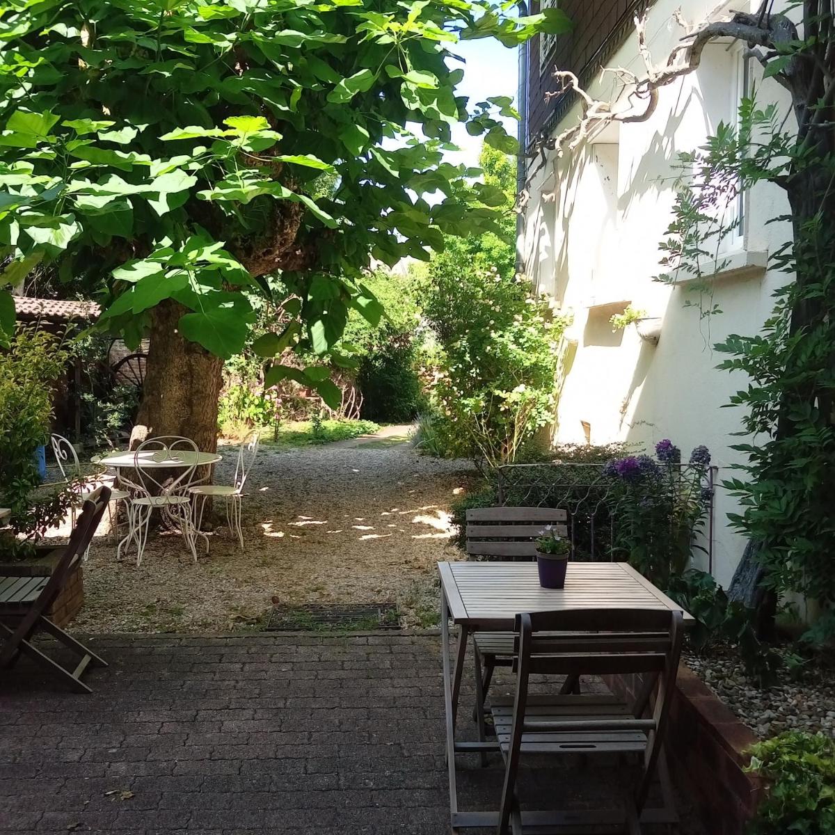 Les Charmilles - Housity