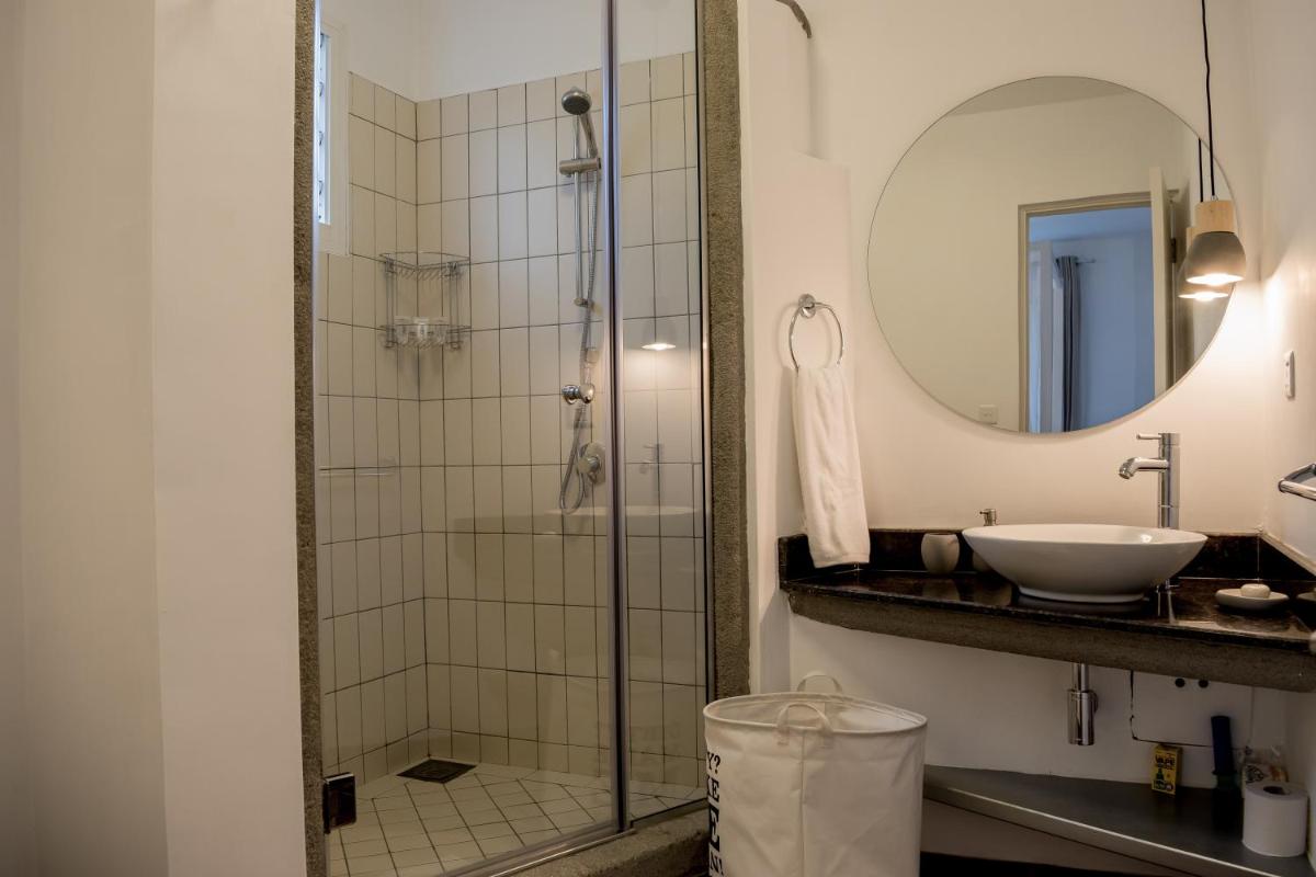 Port Chambly Mango Tree House - Housity