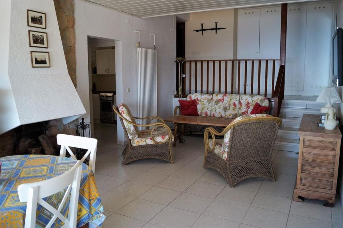 House - 3 Bedrooms with Pool and Sea views young people group not allowed - 07528 - Housity
