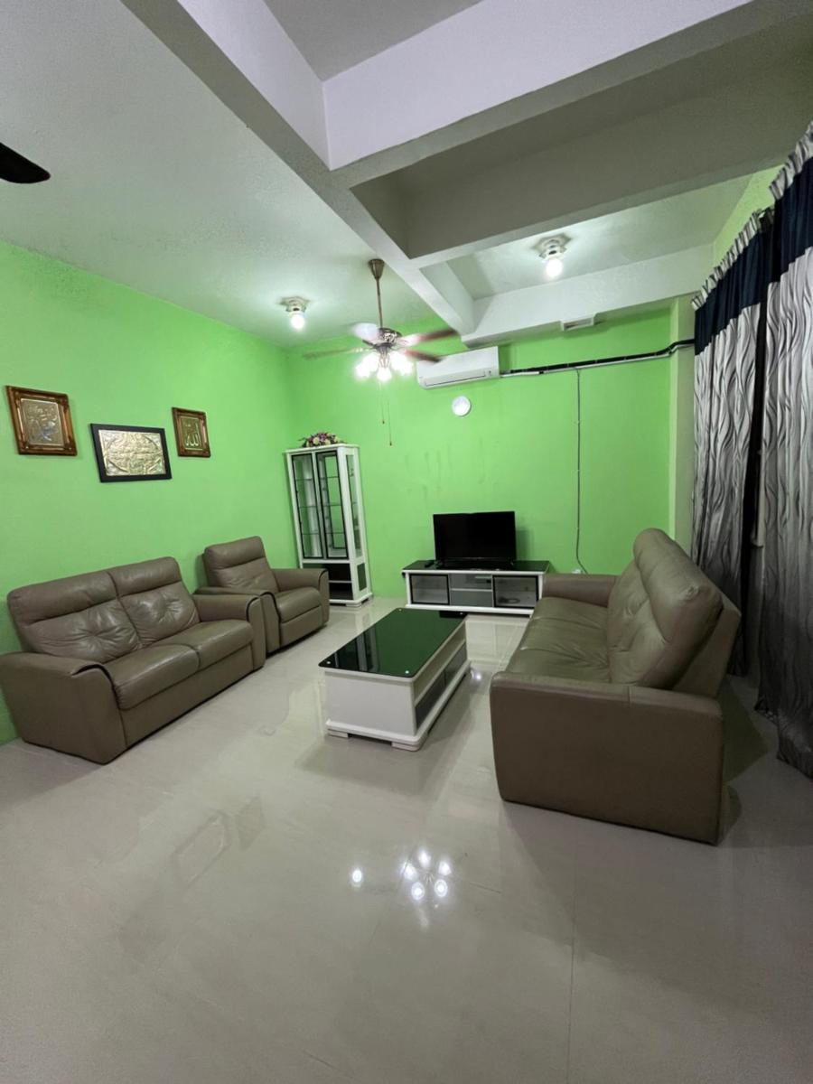 Cendana Residence Homestay 3 Bukit Tunggal Kuala Terengganu - Housity