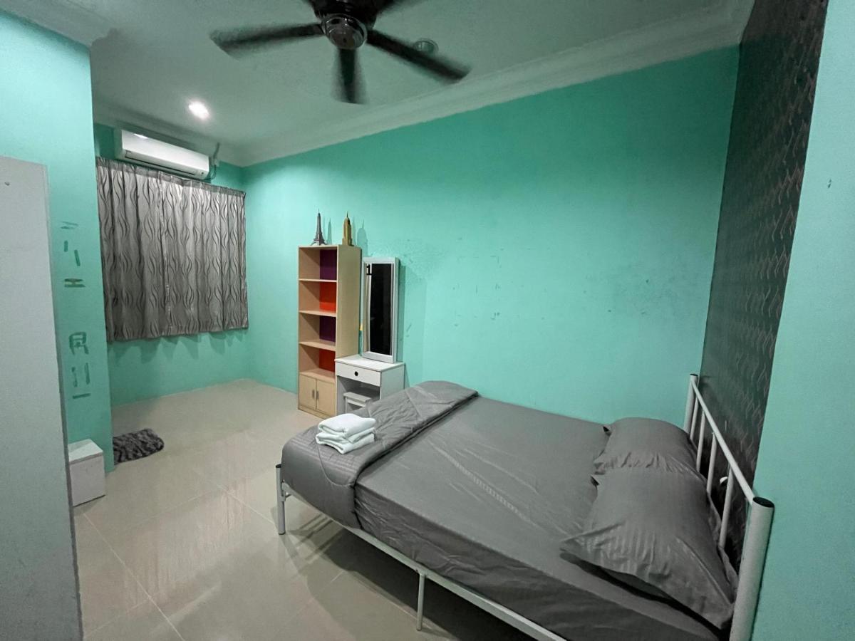 Cendana Residence Homestay 3 Bukit Tunggal Kuala Terengganu - Housity