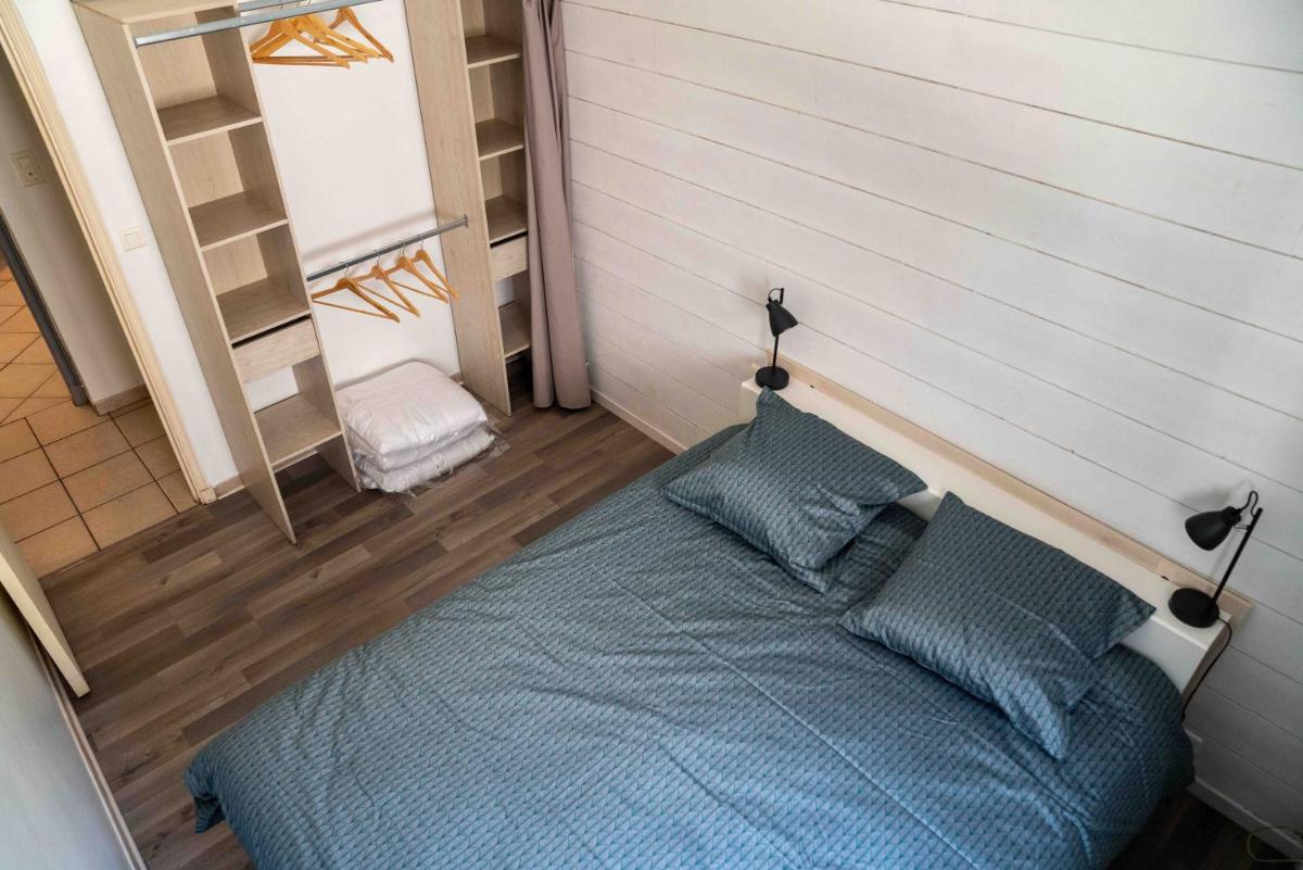 Maison chaleureuse avec exterieur près de la ville - Housity