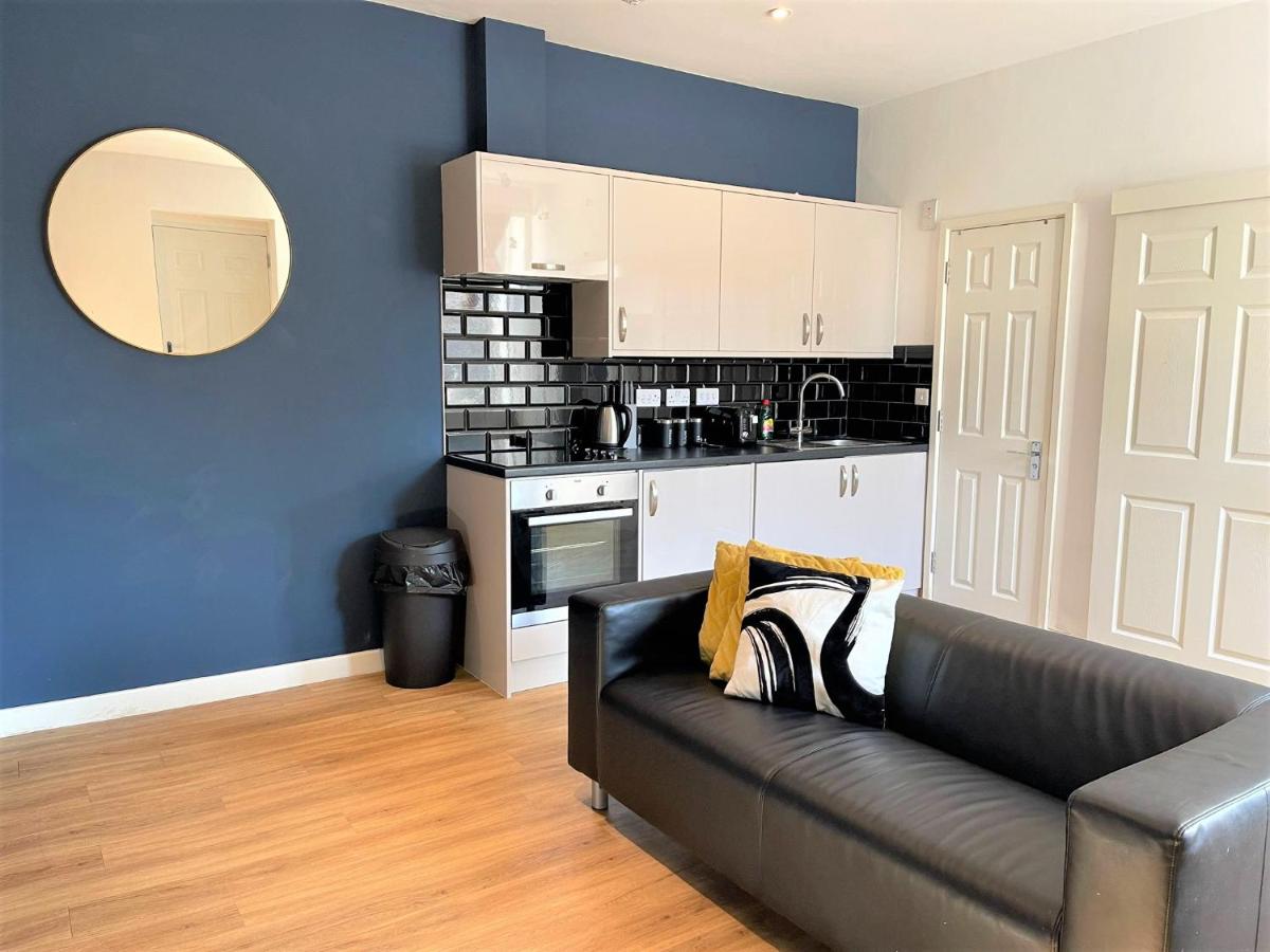Morden one bedroom Central Brighton Location Sunny Flat - Housity