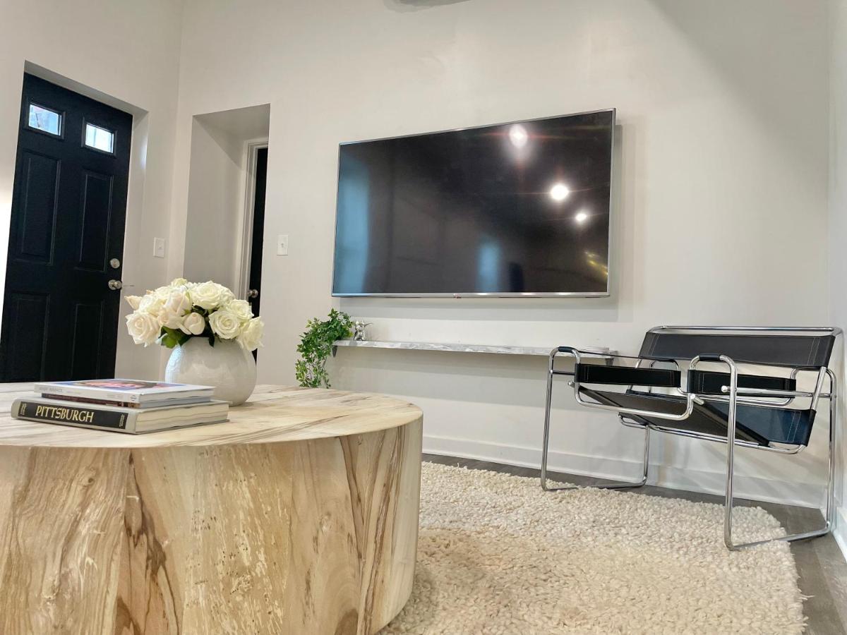 The Thomson Loft by Luxe PGH - Housity