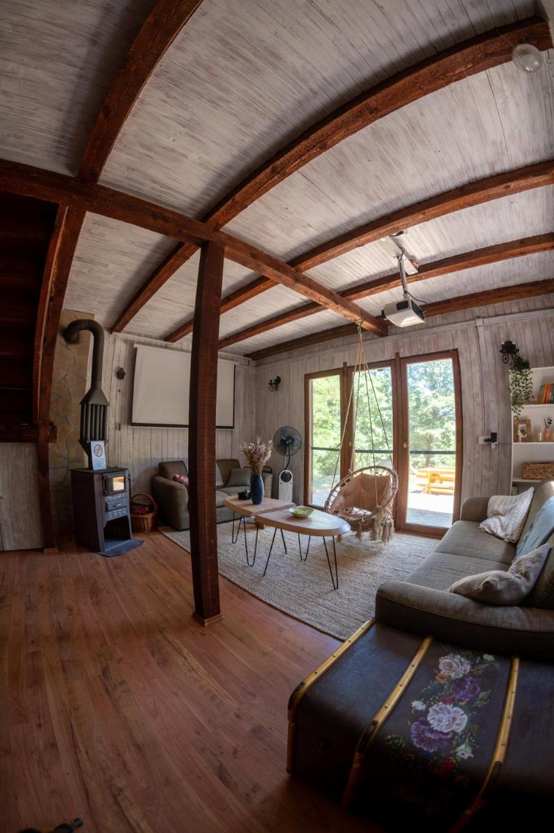 Rent a Forest, Cabin Hidden in the Fruška gora - Housity