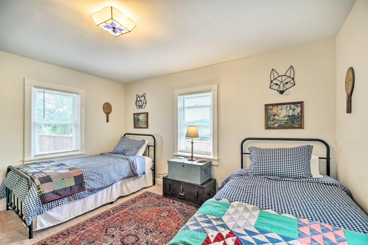 Pet-Friendly Saranac Lake Retreat with Deck and Yard - Housity