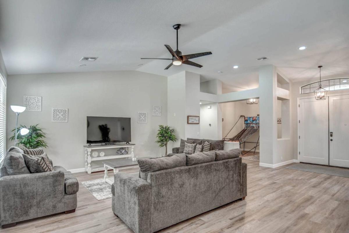 Beautiful Superstition - Housity