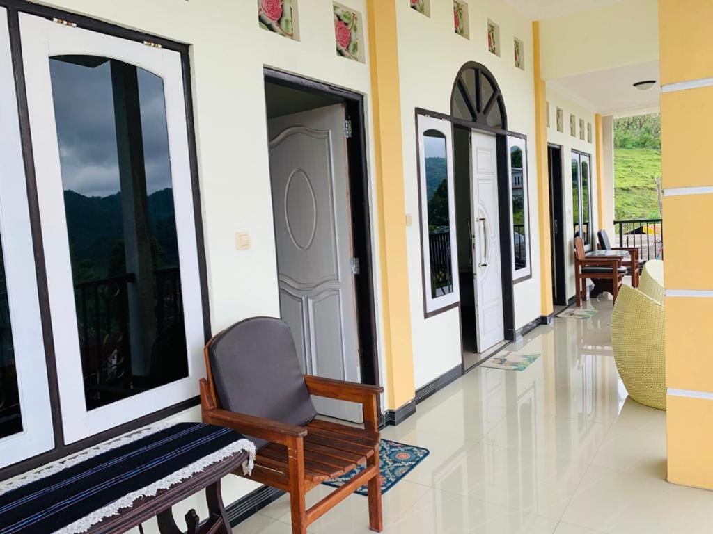 ESTEVANIA LODGE MONI - Housity