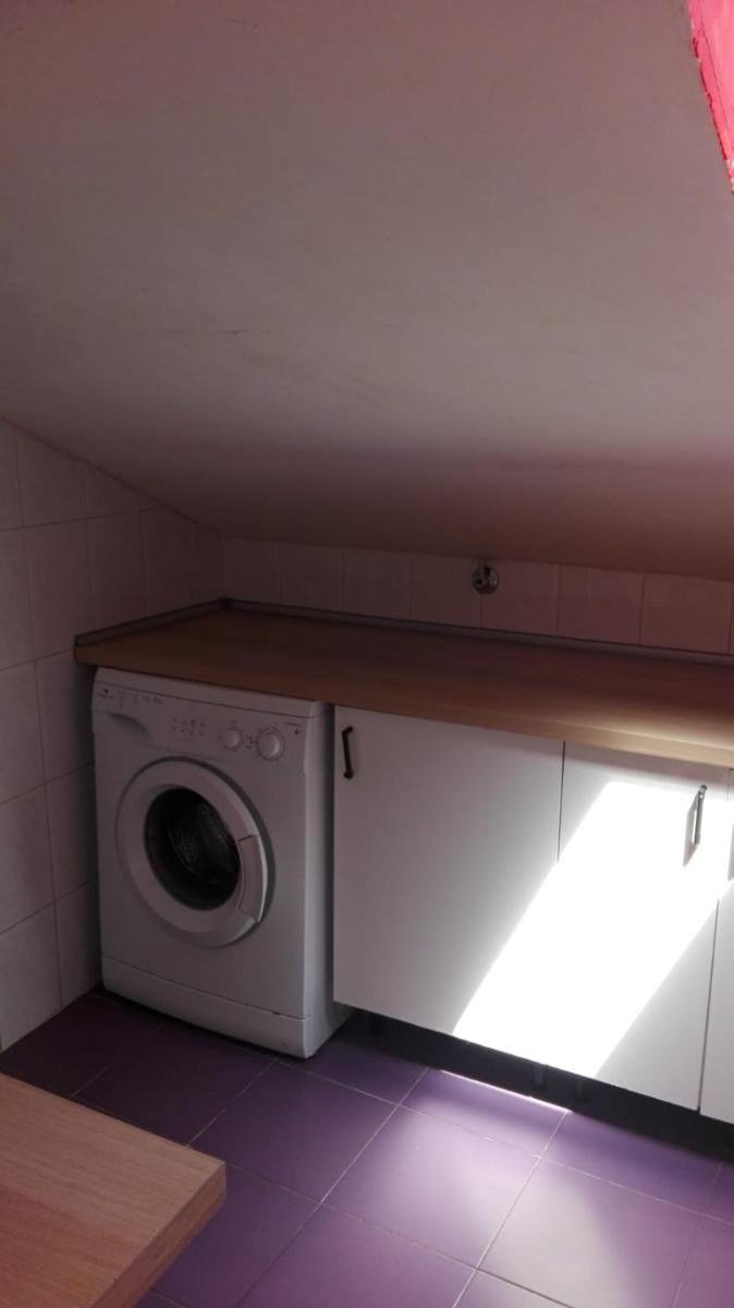 Apartamento de 2 dormitorios entre metro Estrecho y Francos Rodríguez - Housity