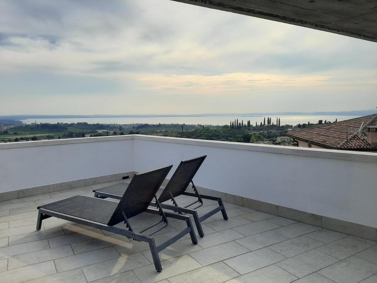 Panoramic Suite - Housity