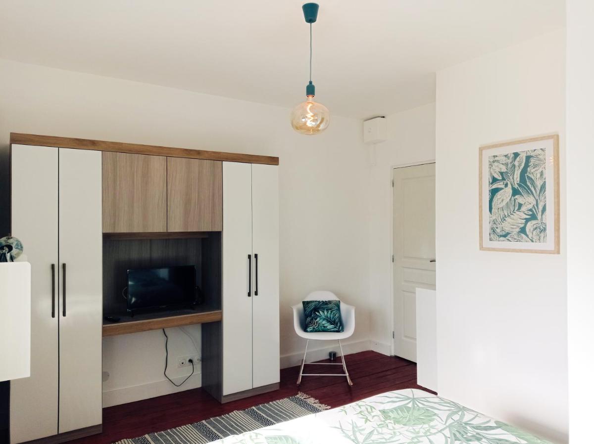Irziana - Au jardin d'Henriville - Housity