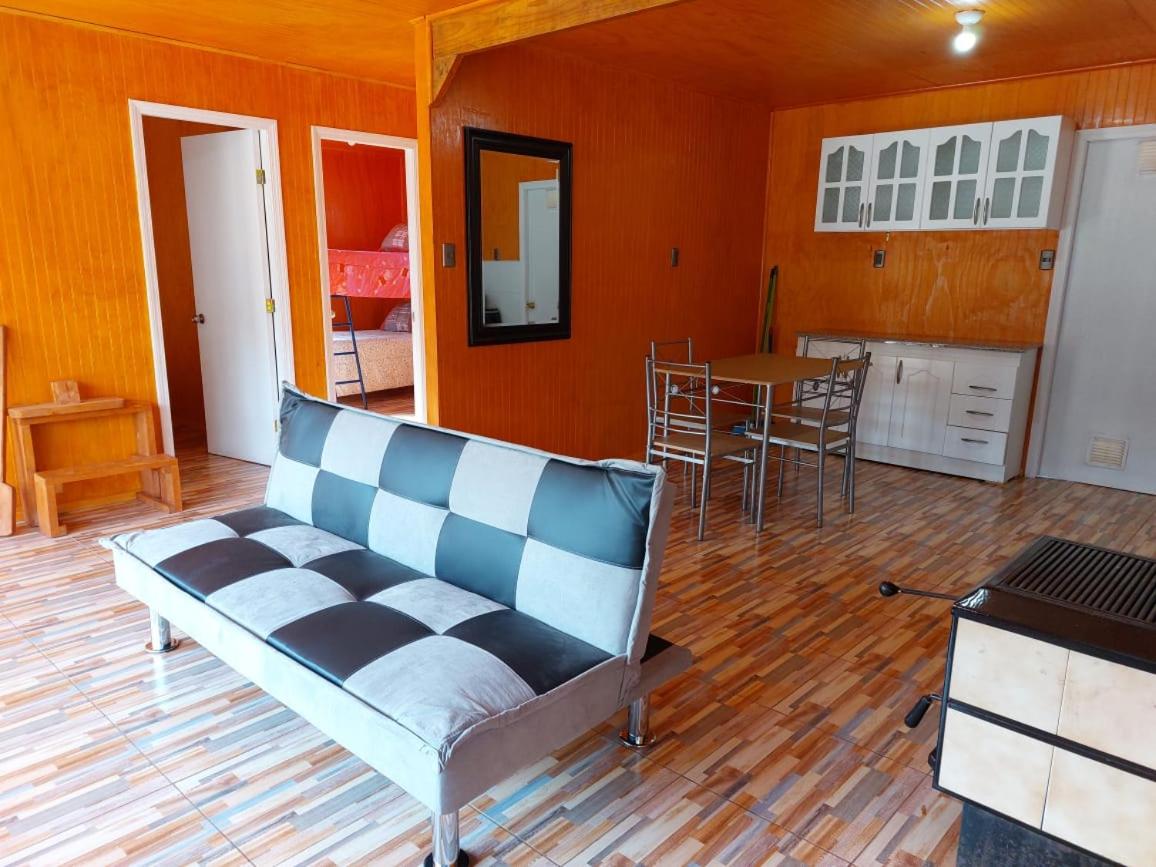Cabañasytinjastrini - Housity