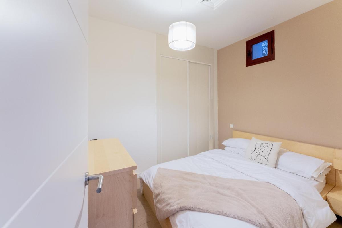Apartamento barrio salamanca. 4 pax. 2 min al IE - Hizvo