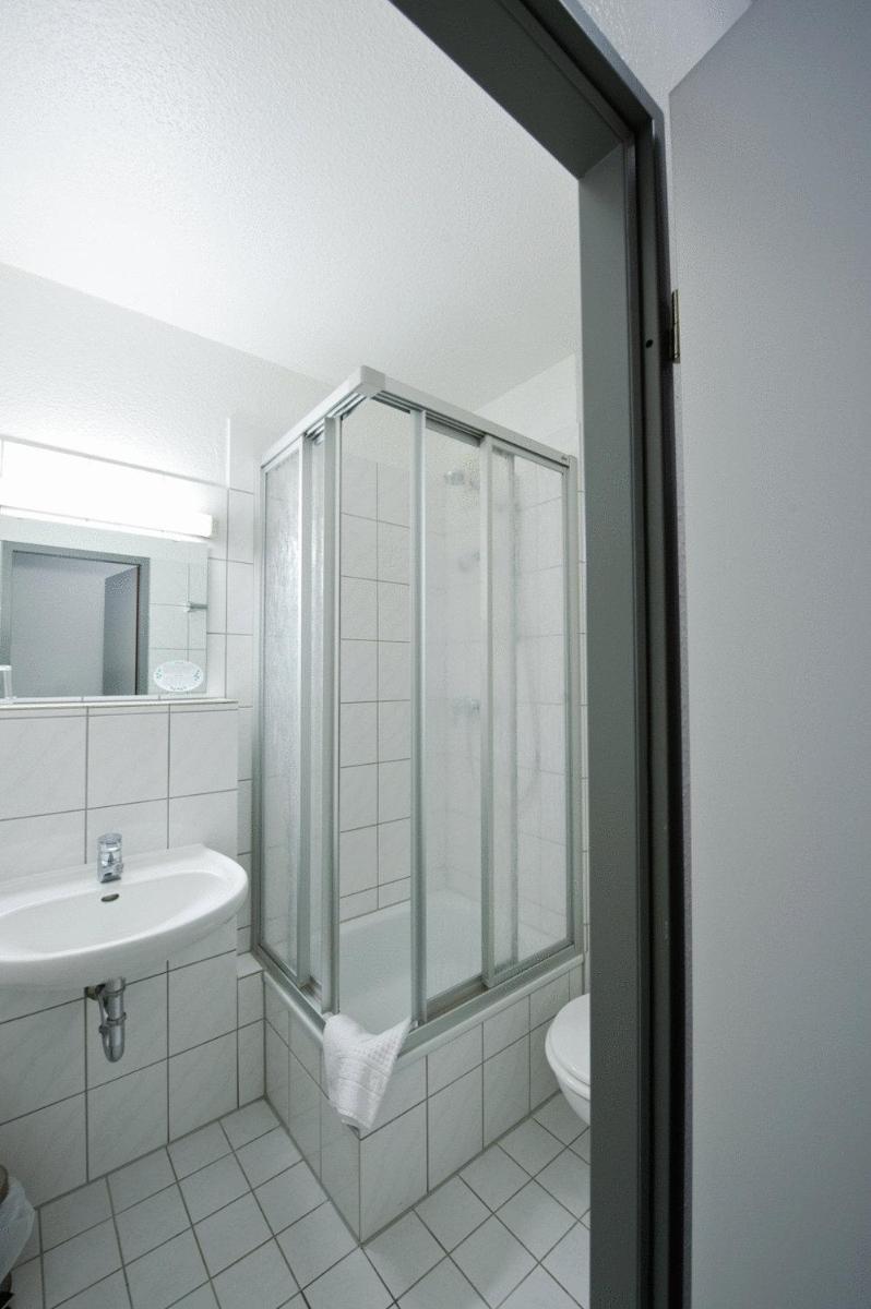 Hotel Christina - Housity