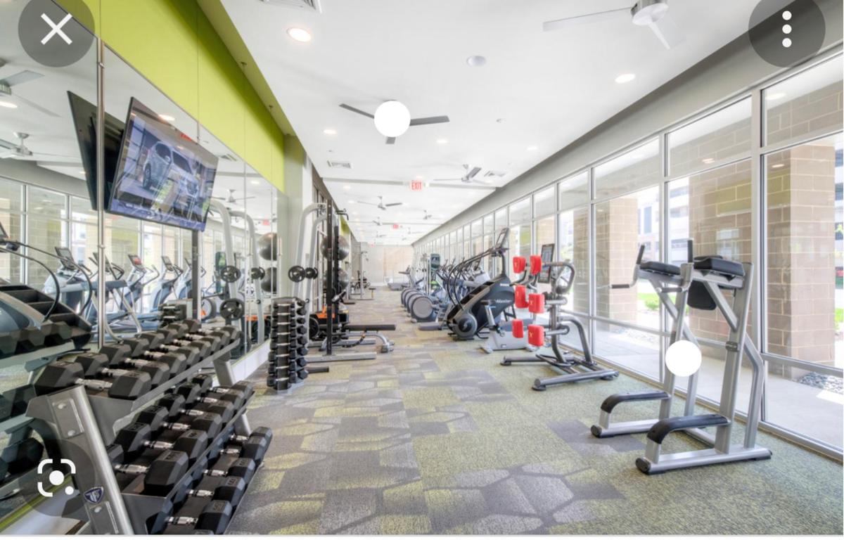 Lovely two bedroom rental units Dulles Airport - Housity