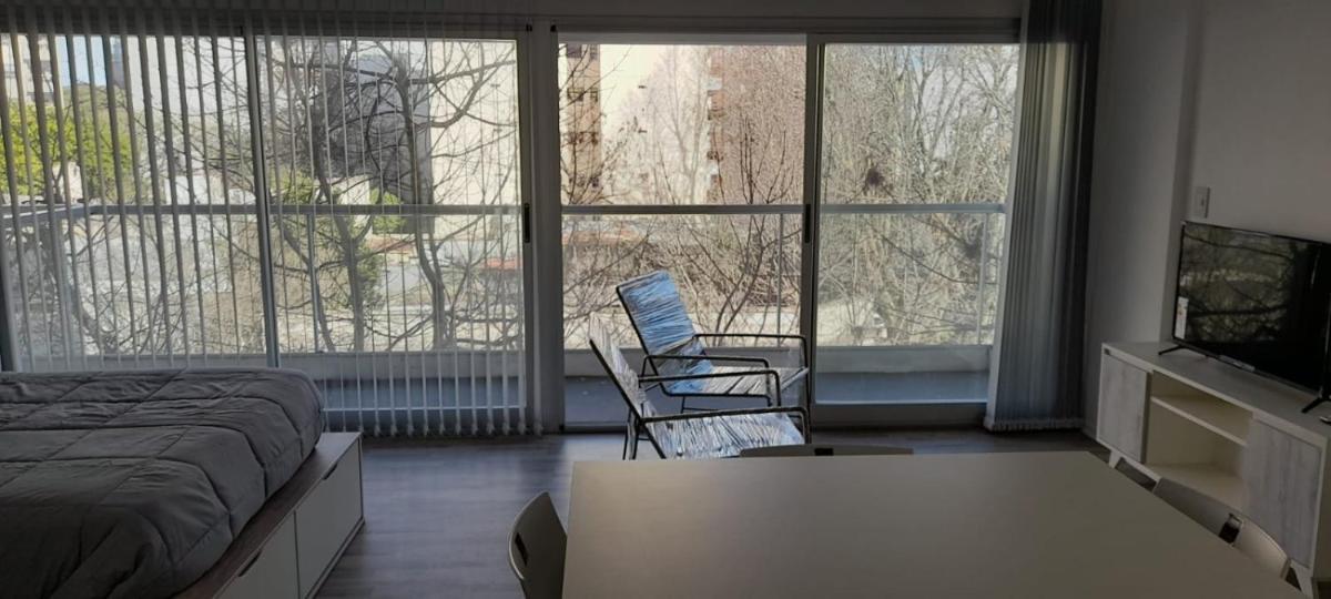 Monoambiente Céntrico La Plata con wifi - Housity