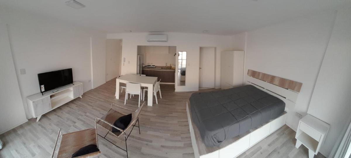Monoambiente Céntrico La Plata con wifi - Housity