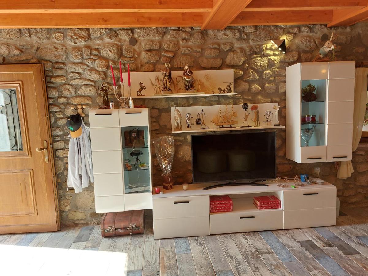 Old House Villa Moudros- Kaminia Lemnos Λήμνοs - Housity