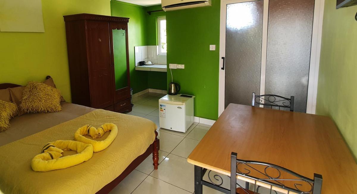 Golden Shell Residence - Housity