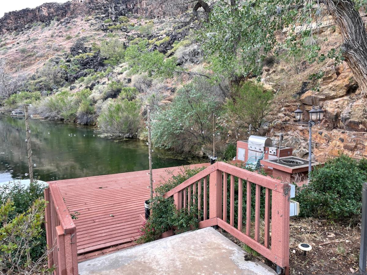 15 Person swimspa with small RV and Connections - Housity
