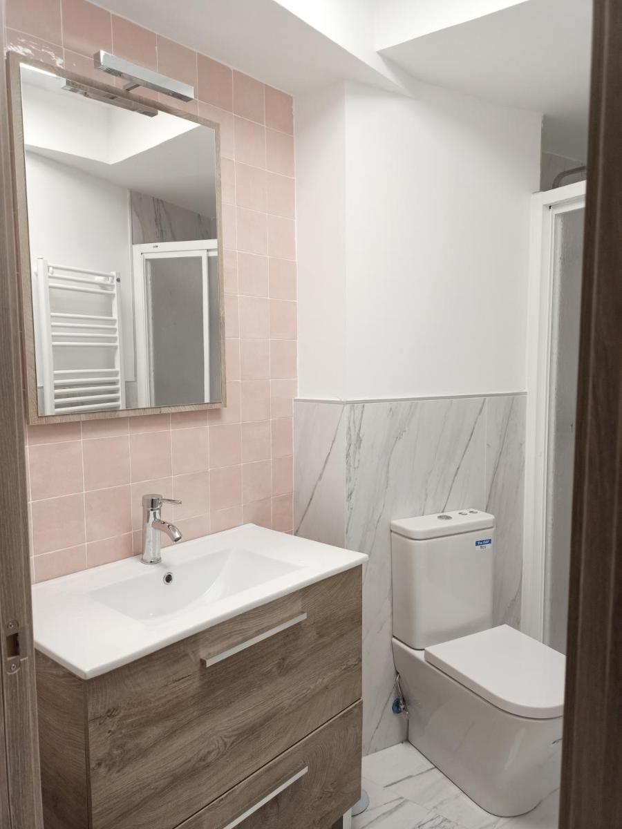 EL PISO ROSA apartamentos sierra de bejar - Housity