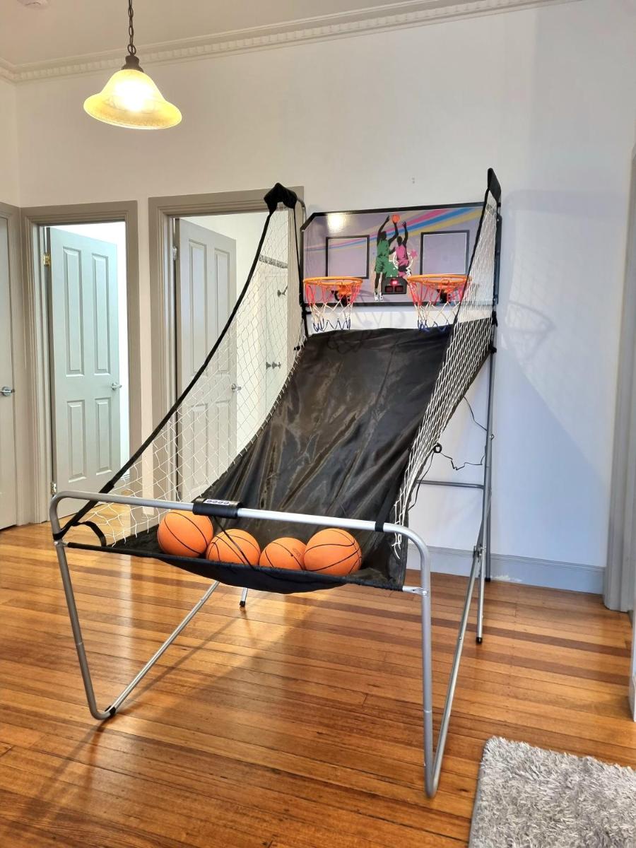 Westend House Healesville - Housity