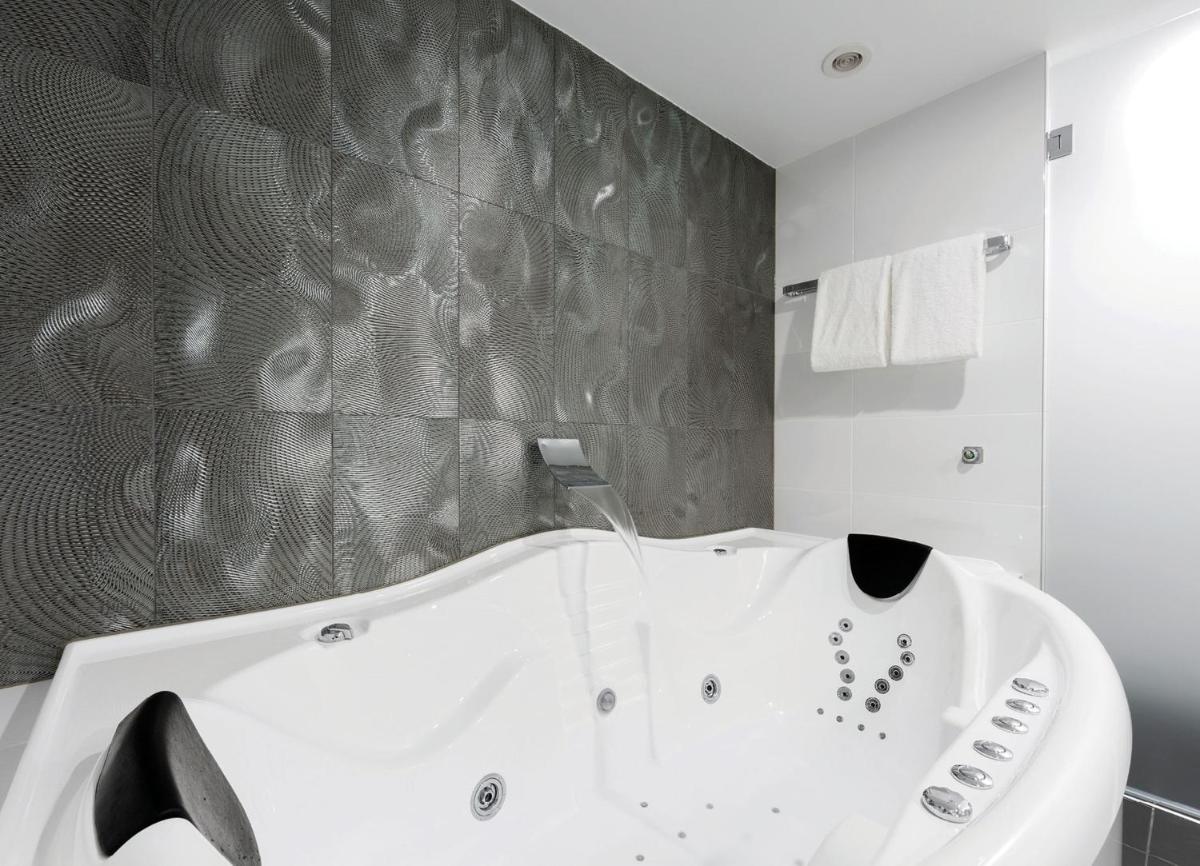 Suitetrails - Avenue Hotel Canberra