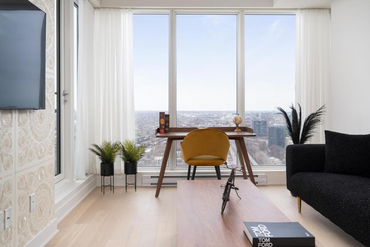 Suitetrails - Designer Estate - Downtown Montreal
