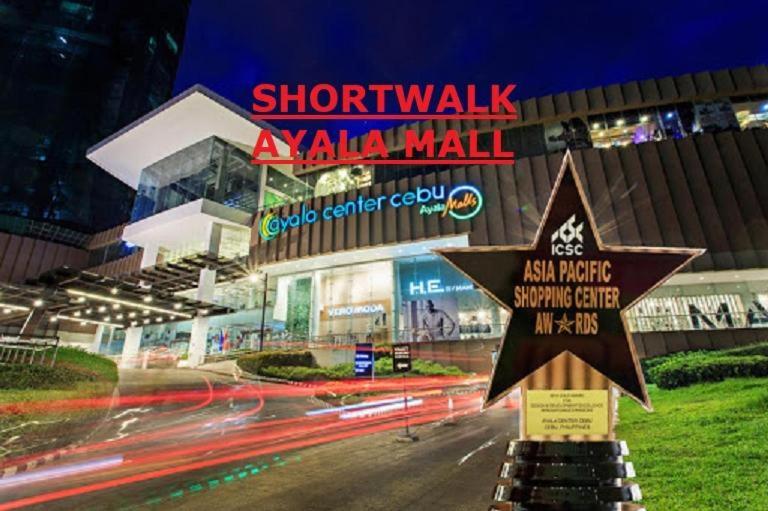 Mabolo garden flat a5 Rooftop Pool Shortwalk to Ayala Mall - Housity