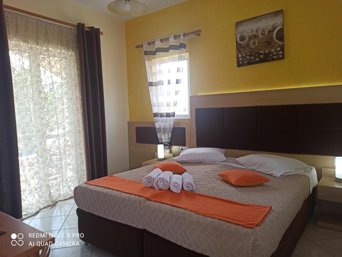 Shine Studios - Housity