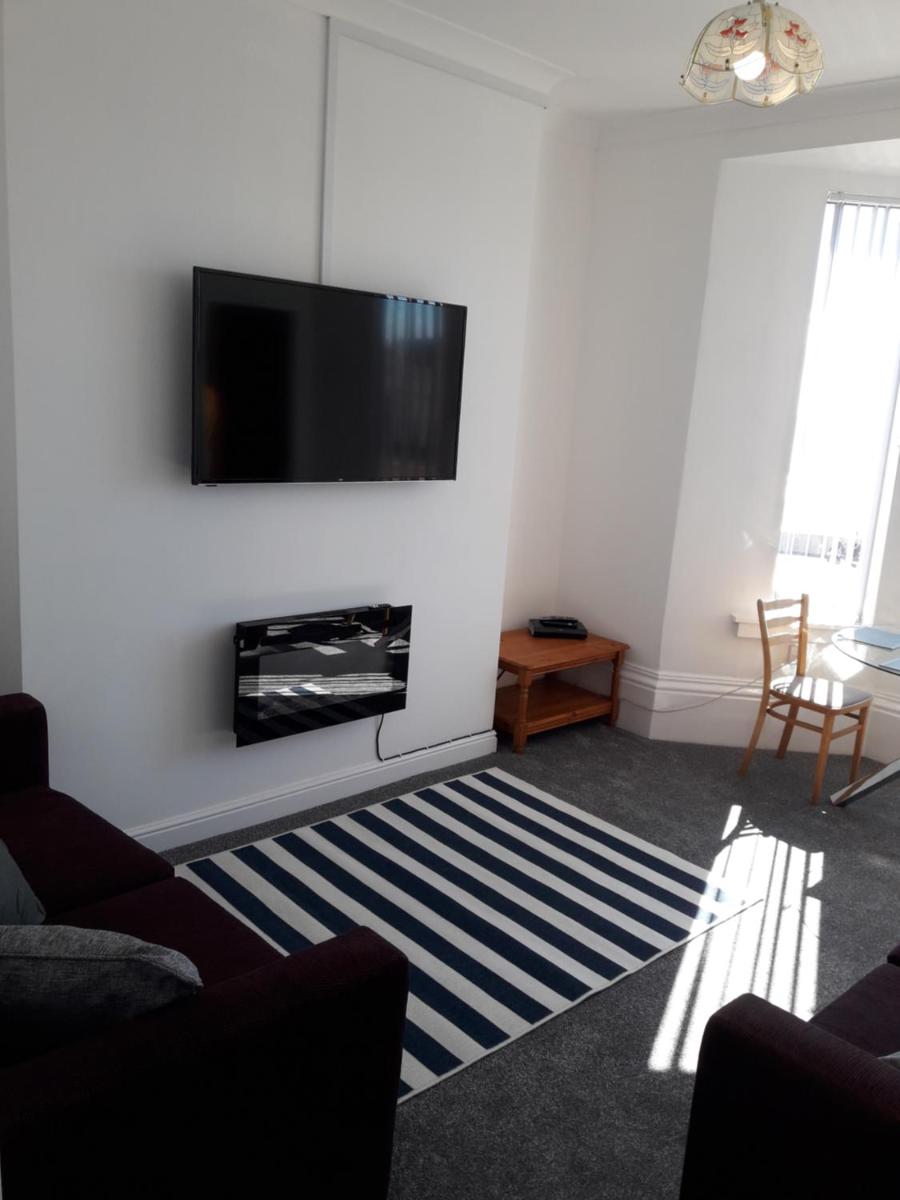 Southbay Holiday Flats Flat 2 - Housity