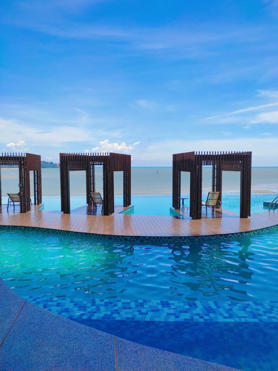 Kuantan Waterfront Studio11 with NETFLIX at Imperium Residence - Housity