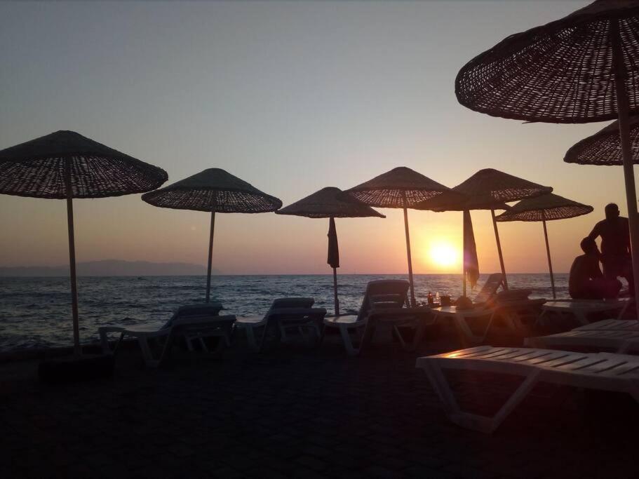 Full equipped house with amazing view of sea and pool - Housity
